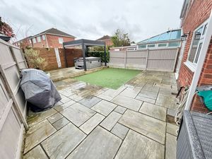 Knowle Close Great Sutton